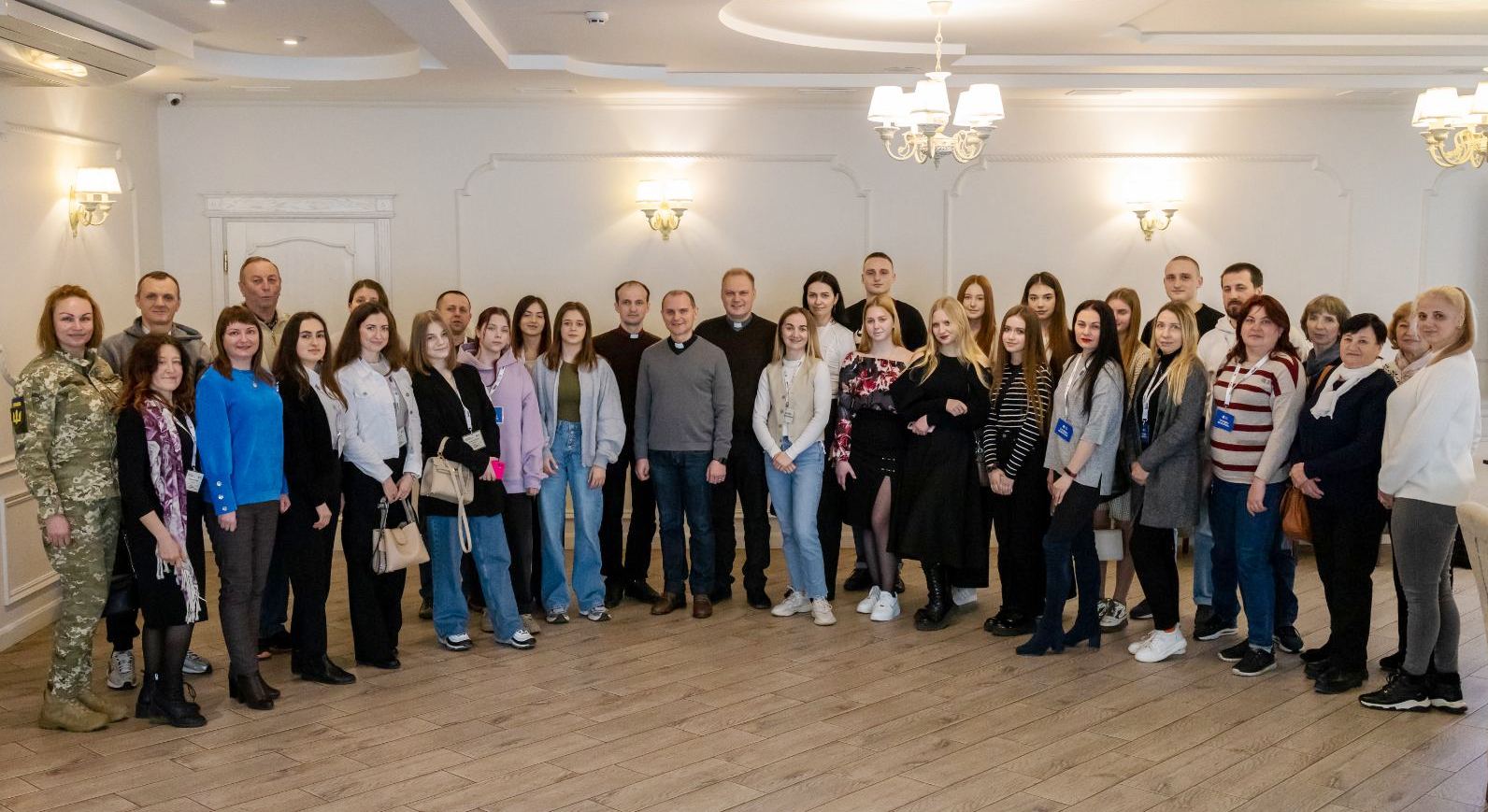 Учасники реколекційних заходів для волонтерів в рамках проєкту «Духовна формація волонтерів»